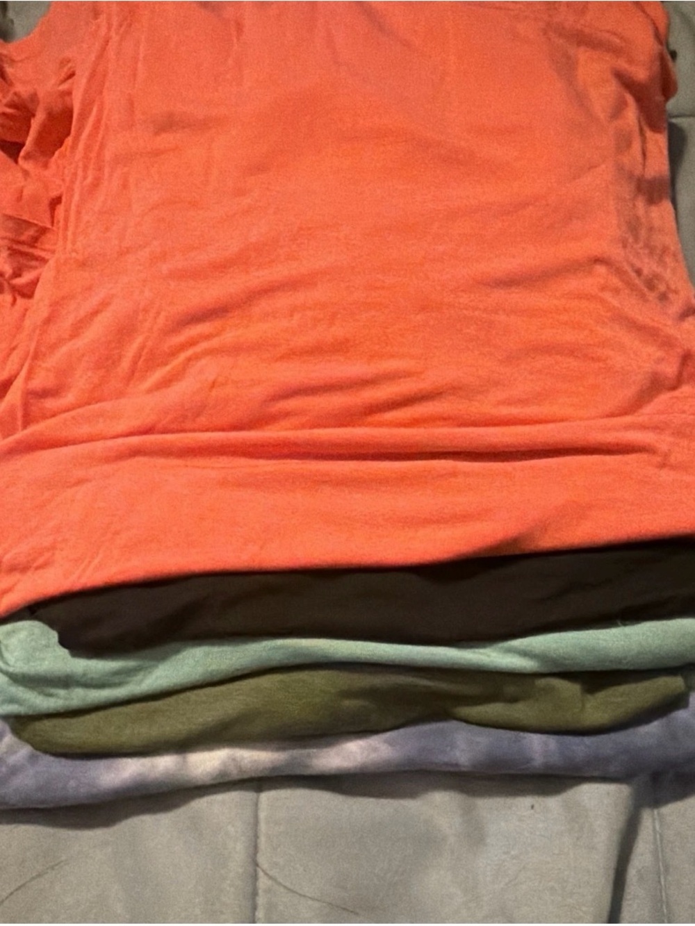 Lot of 5 Mixed Color Tees - S-M Tops